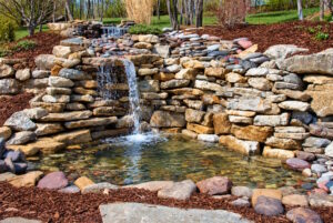 Custom water feature and fountain by Aqua-Marine